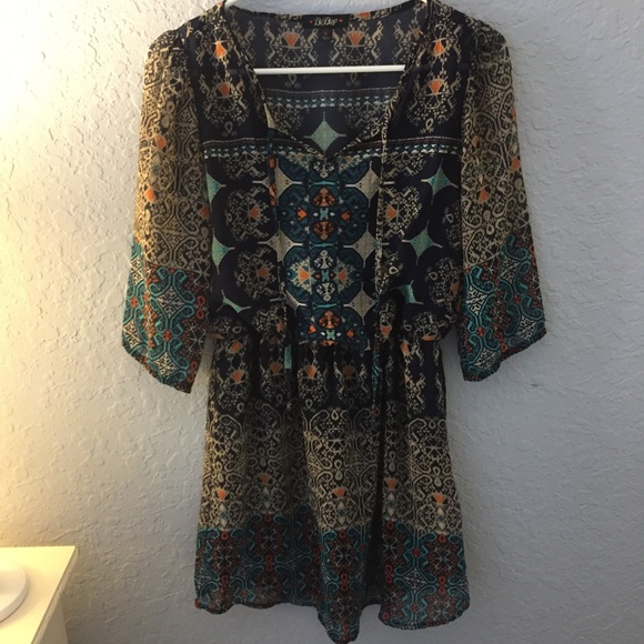 Patterned Dress - Picture 3 of 3